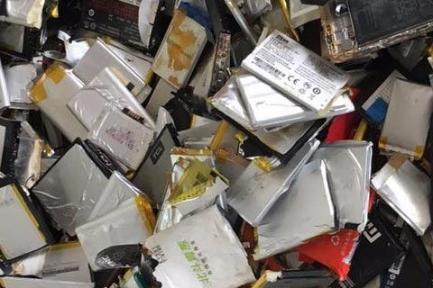 黄浦上门回收灯塔电源电池-70旧电瓶回收价格表